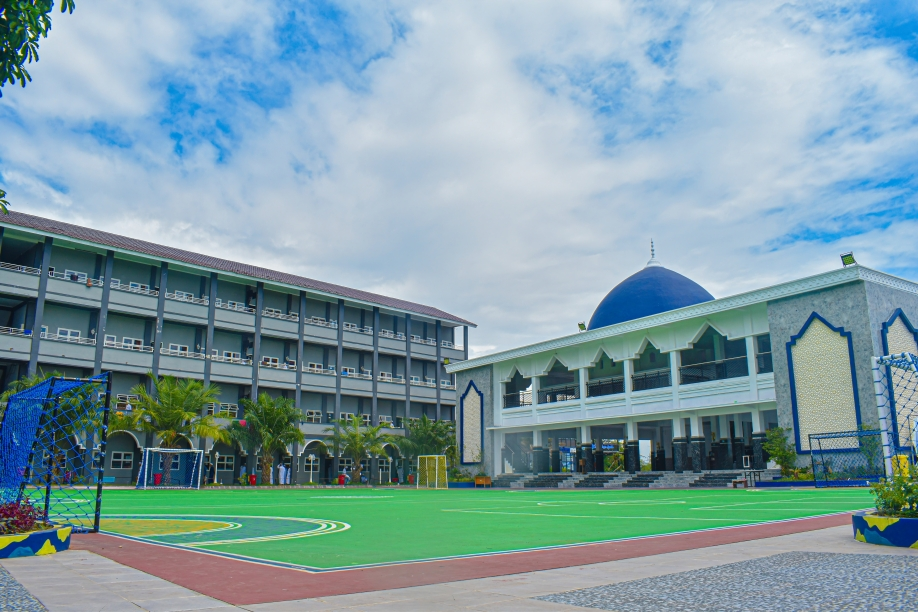 Menggali Potensi Generasi Islami di Universitas Islam Internasional Darullughah Wadda'wah